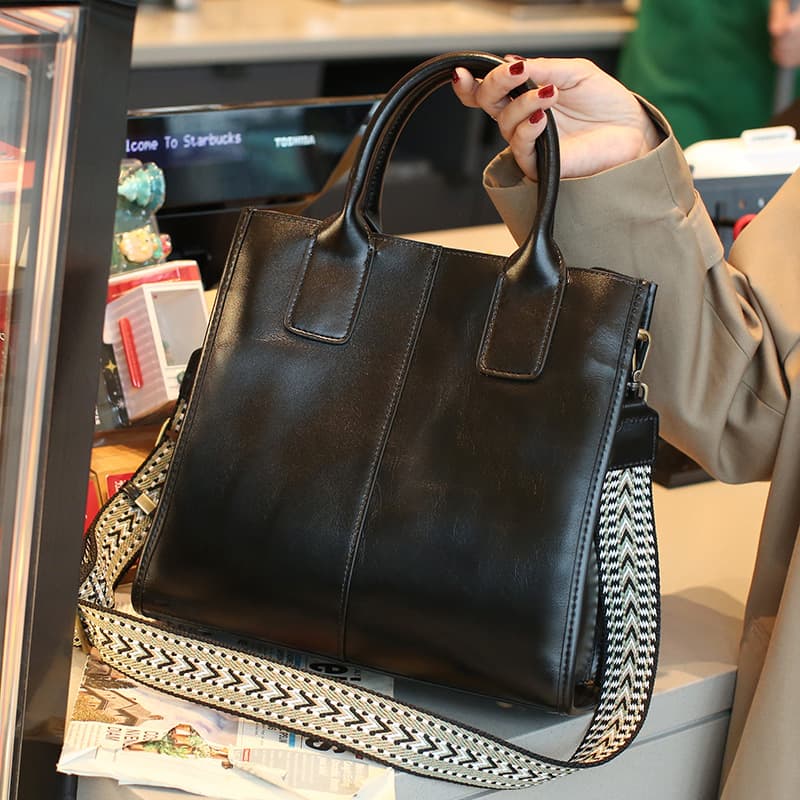Vegan Leather Simple Vintage Shoulder Retro Handbag thumbnail 5