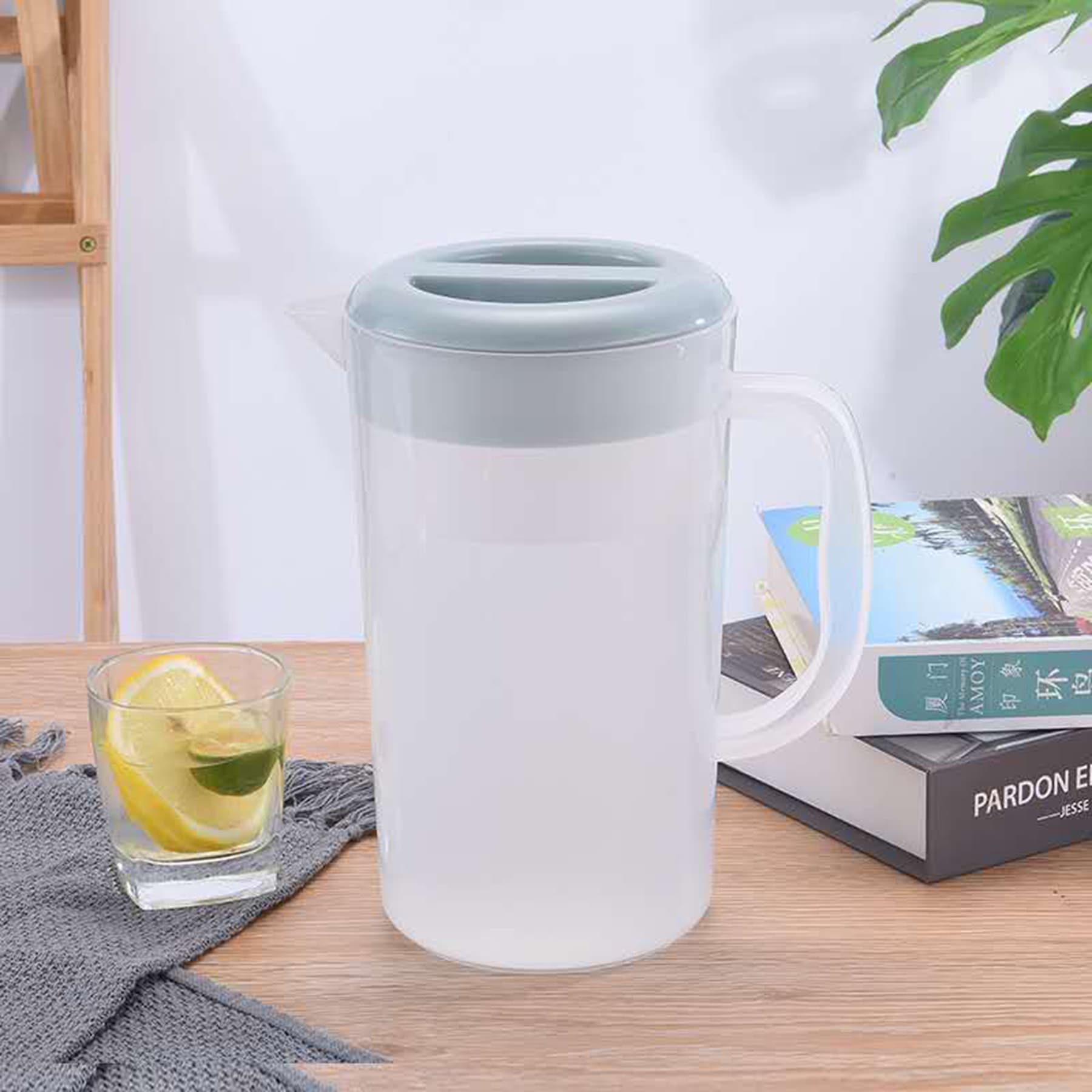 Liters Clear Pitcher thumbnail 6