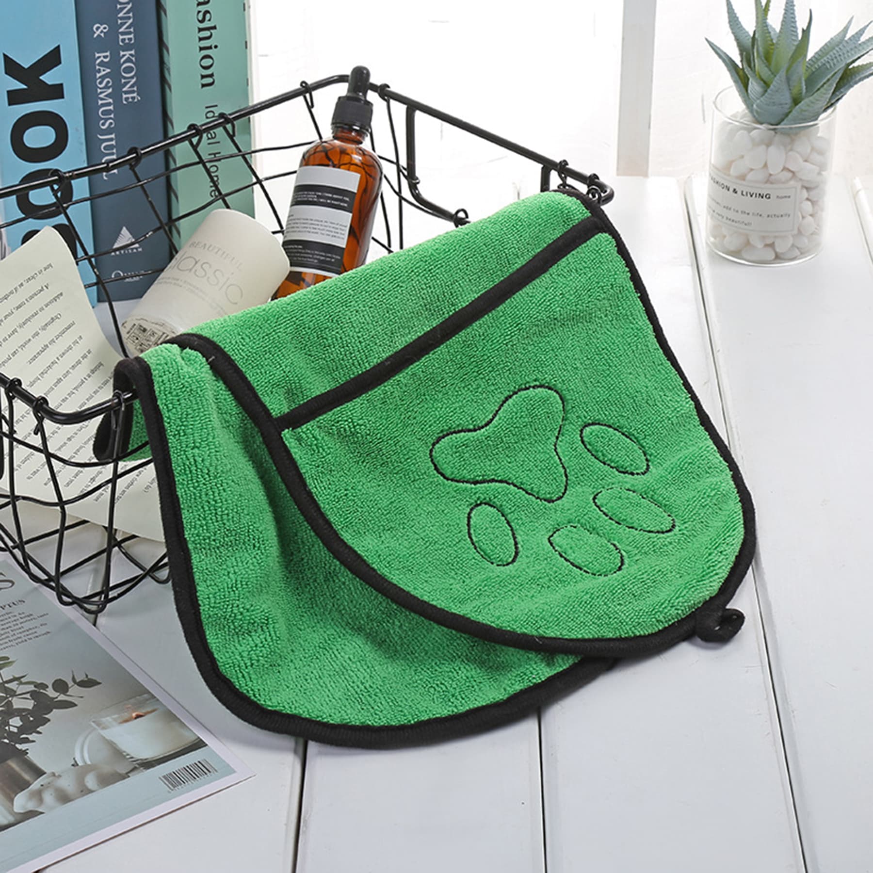 Microfiber Dog Scrubbing Towel thumbnail 9