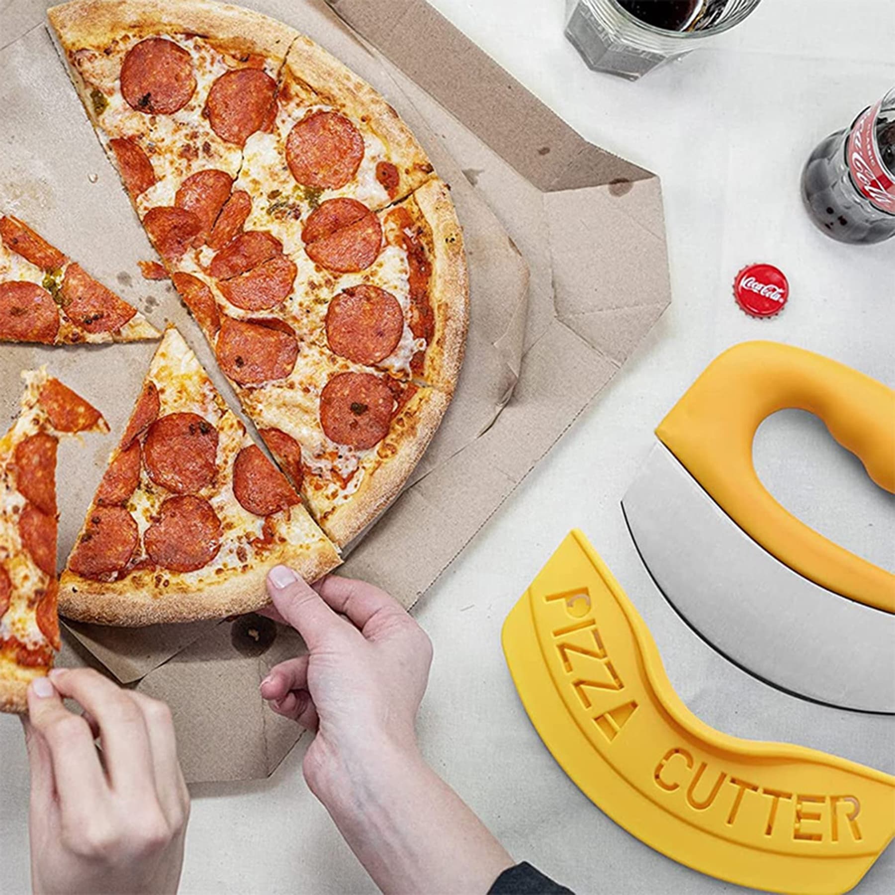 Stainless Steel Pizza Cutter with Protective Sheath