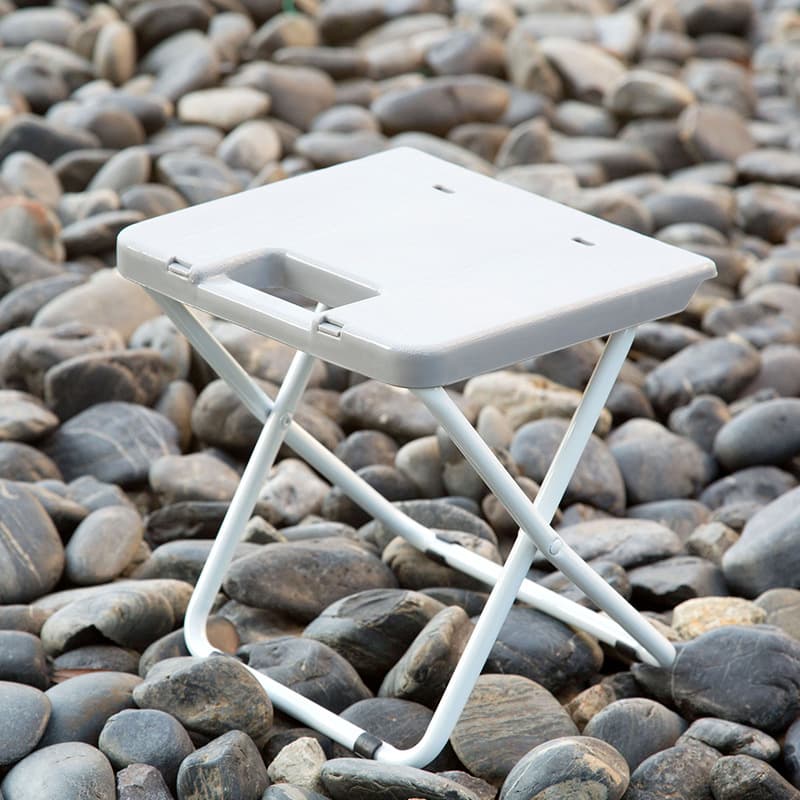 Japanese Simple Folding Stool thumbnail 3