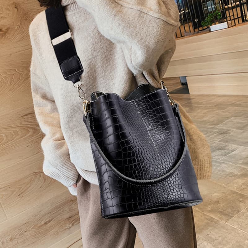 PU Bucket Bag And Crossbody Shoulder Handbags thumbnail 4