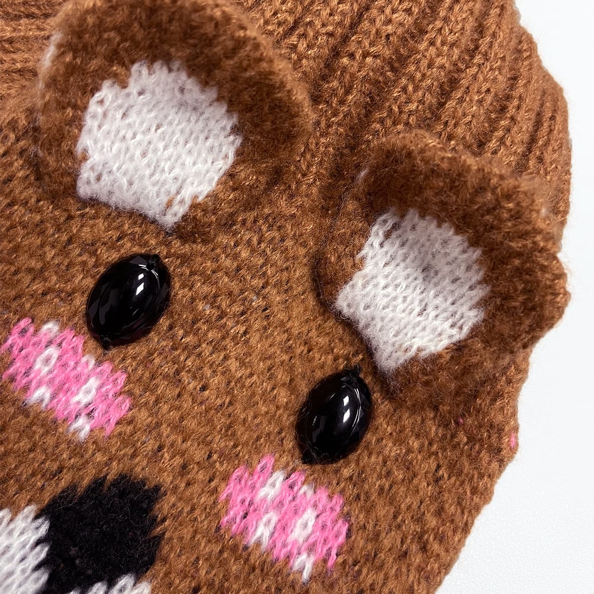 Customized knitted sleeves thumbnail 3
