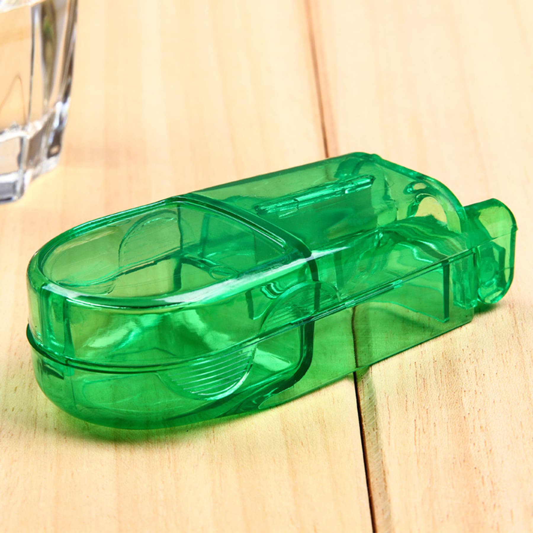 Pill Cutter Case Storage thumbnail 2