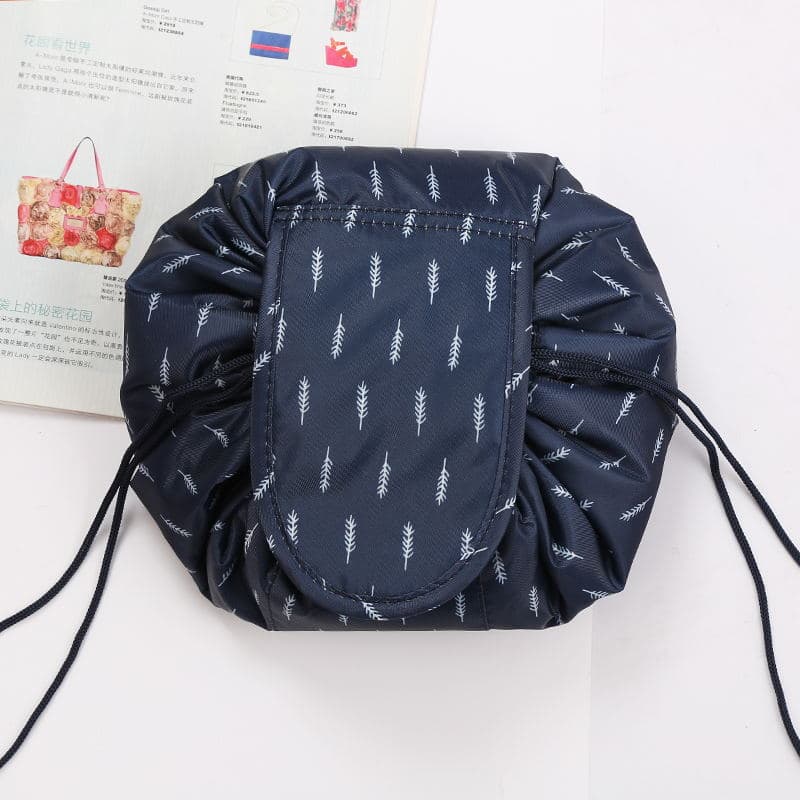 Large Capacity Oxford Drawstring Makeup Bag thumbnail 6