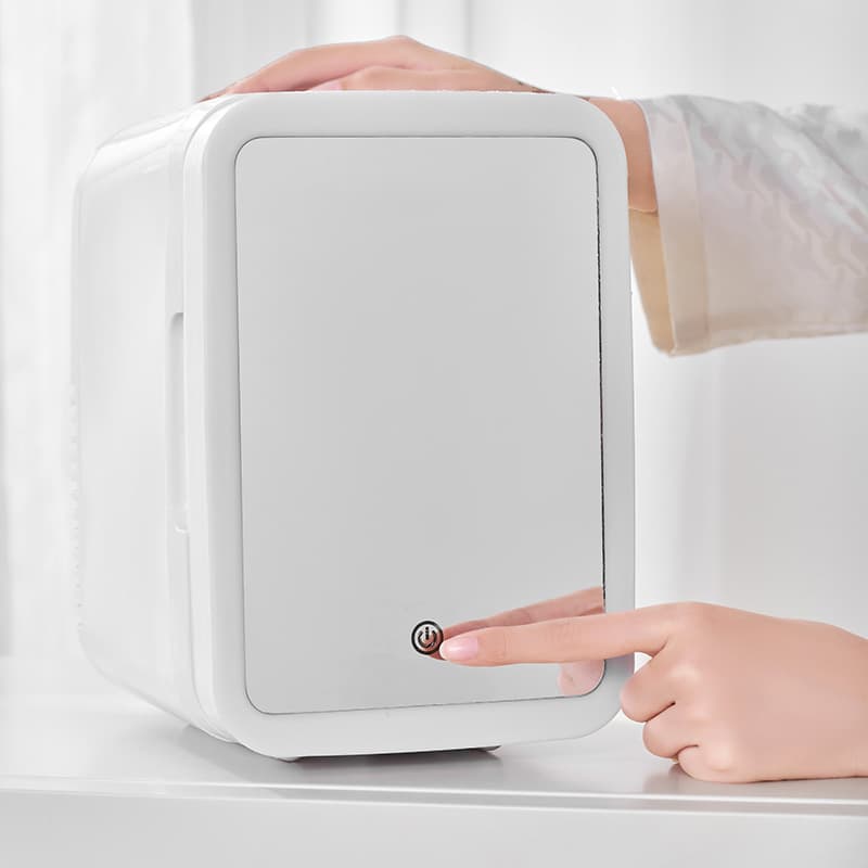 Portable Mirror And LED Design Beauty Skincare Mini Fridge thumbnail 2