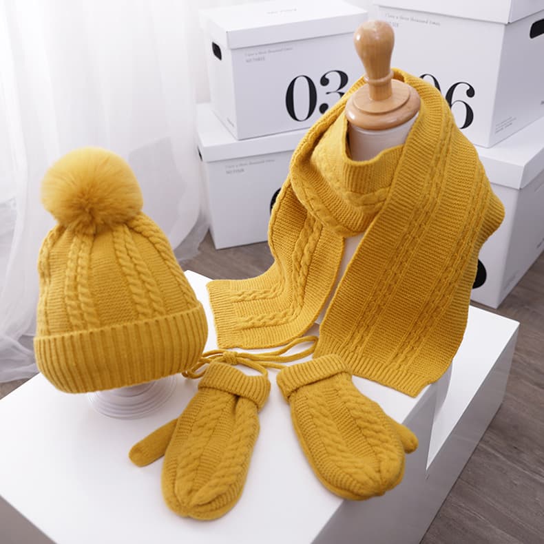 Kids Winter Scarf Set thumbnail 4