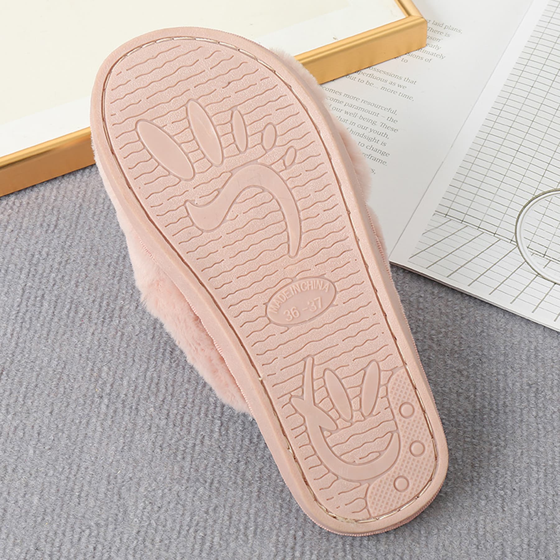 Women'S Cross Soft Plush Slippers thumbnail 7