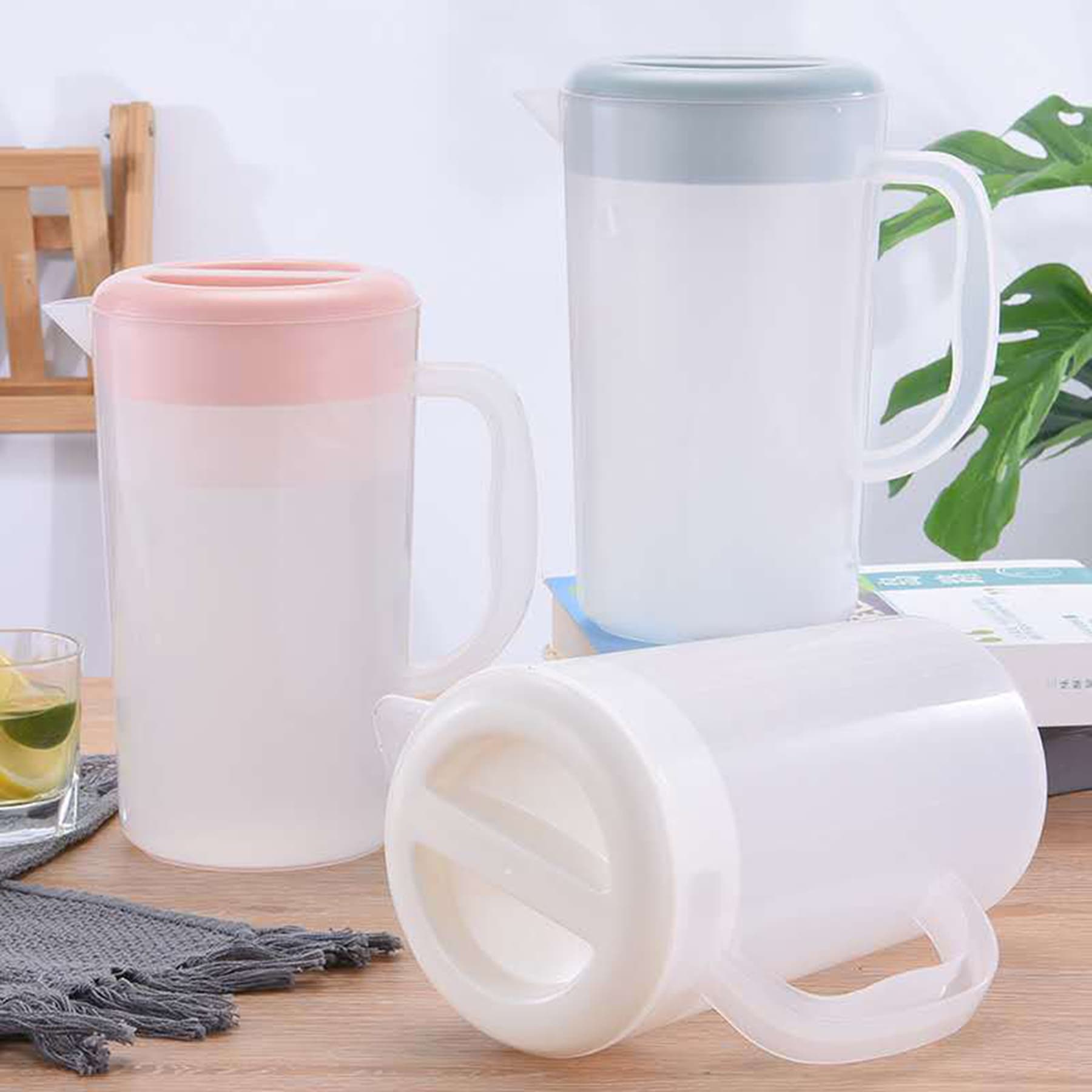 Liters Clear Pitcher thumbnail 10