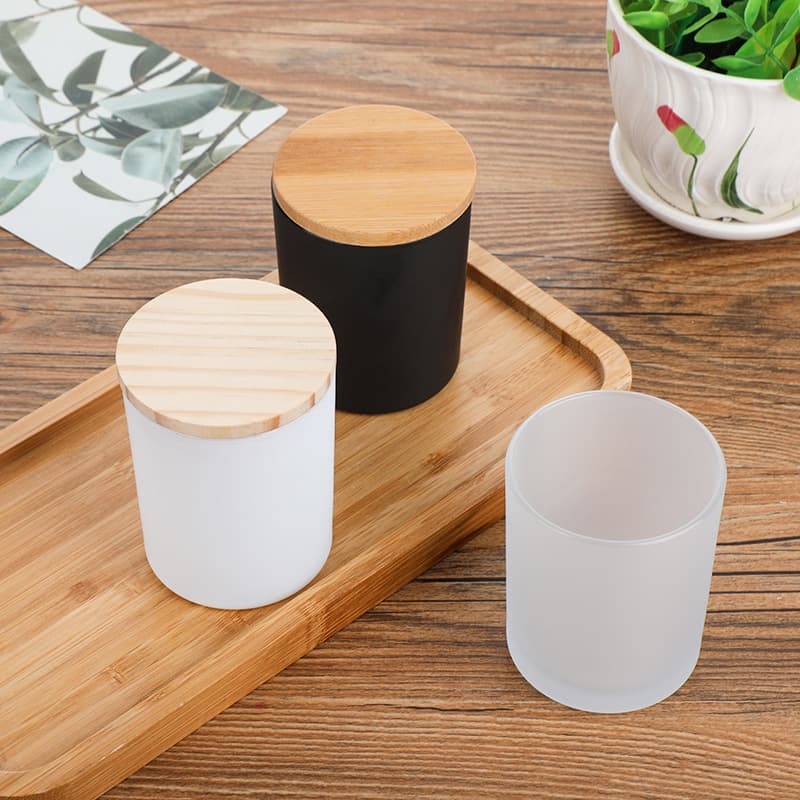 Candle Glass Jars with Bamboo Lids thumbnail 2