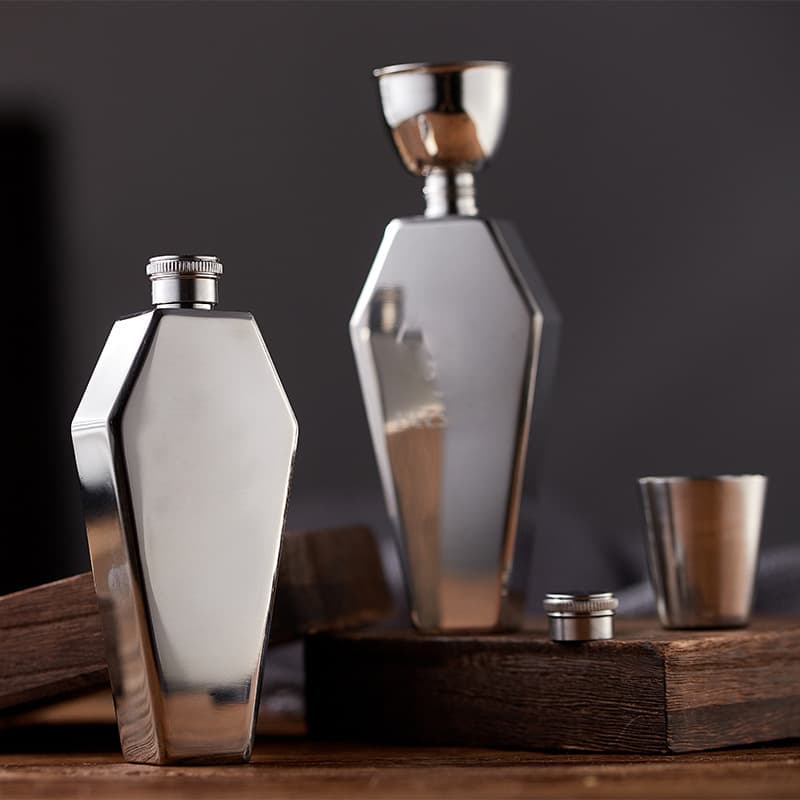 Portable Stainless Steel Mini Liquor Bottle With Funnel thumbnail 3