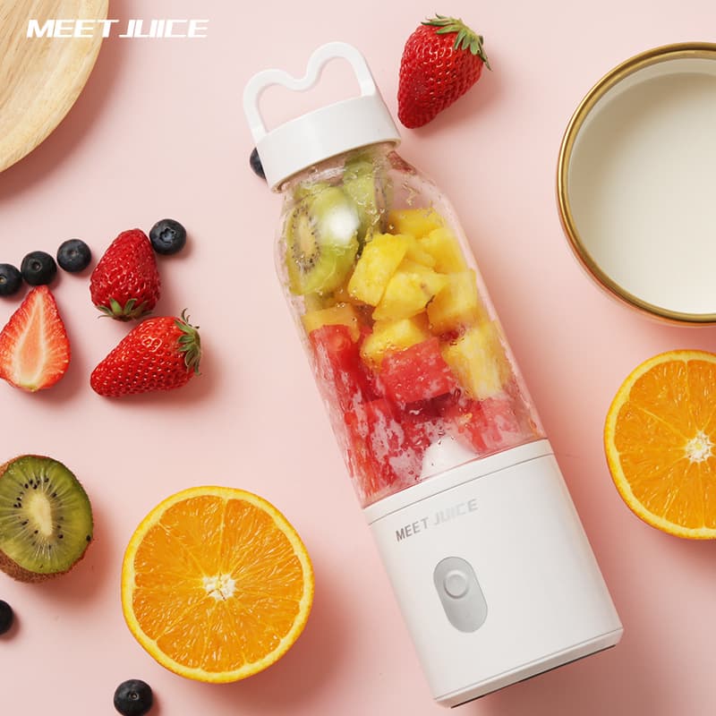 Plastic portable and detachable juicer blender thumbnail 2