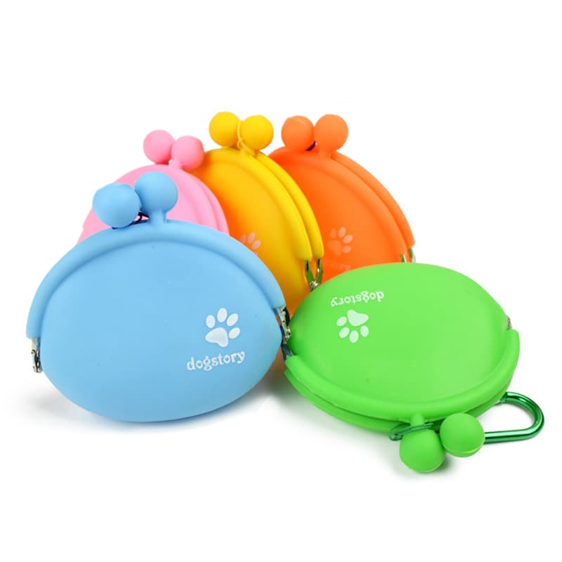 Portable Dog Treat Bag thumbnail 3
