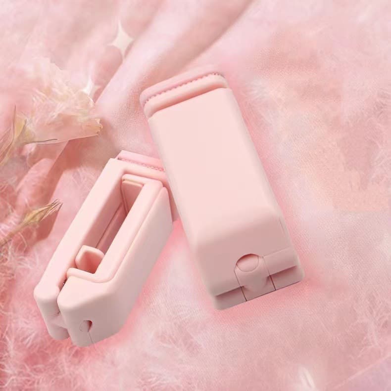 Creative High Heel Shoes Phone Stand thumbnail 2