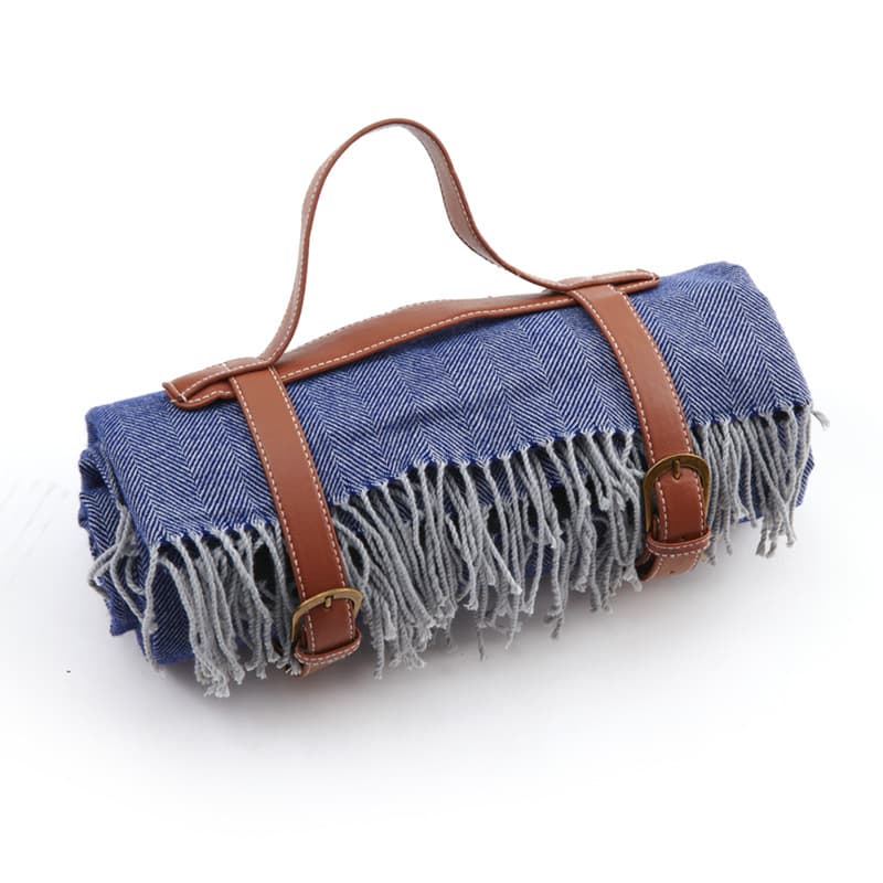 Moisture-Proof Thick Leather Strap Tassel Beach Mat thumbnail 3