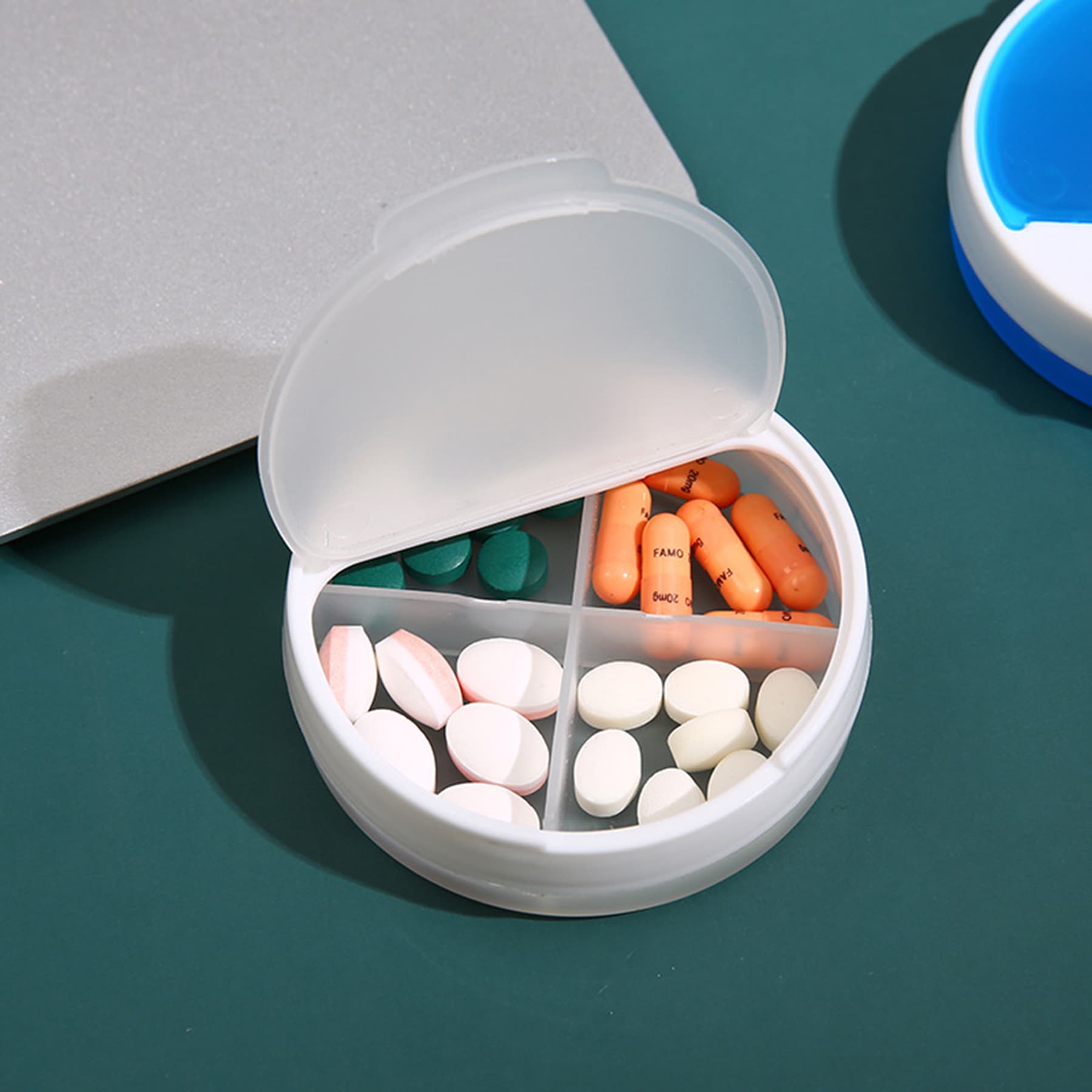 Pill Planner with 4 Compartments thumbnail 4
