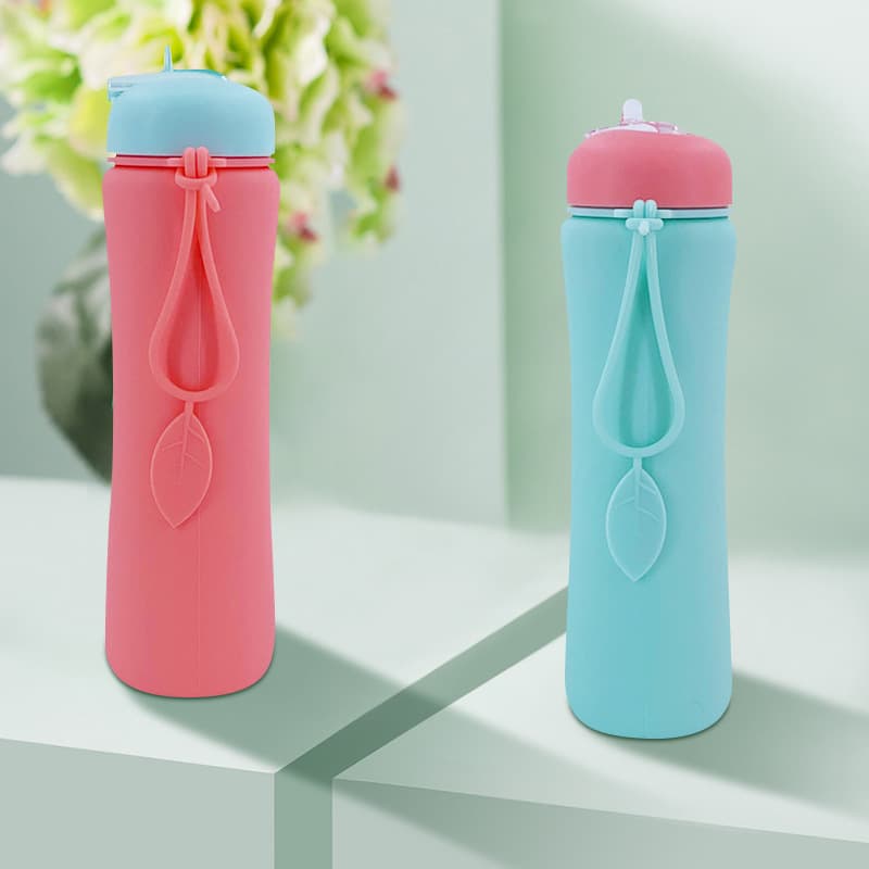 Silicone Portable Reusable Foldable Cup with Lid thumbnail 2