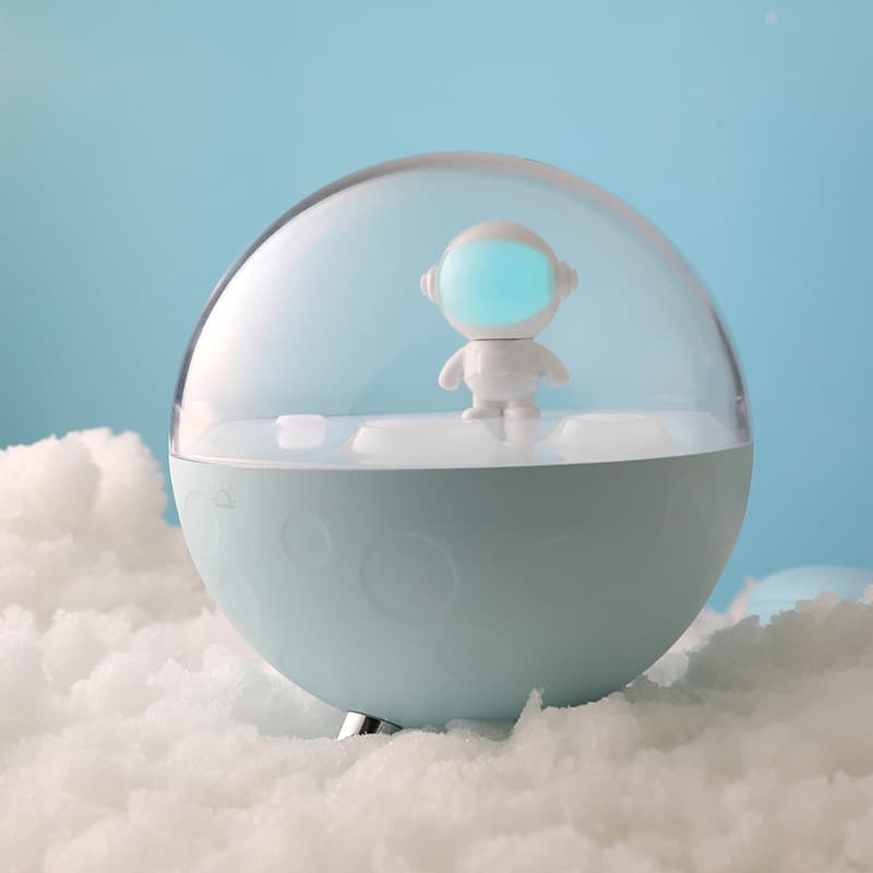 Astronaut Led Night Light 350Ml Humidifier 2000Mah thumbnail 3