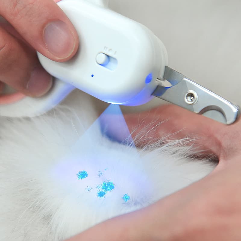 Pet Nail Clippers thumbnail 3