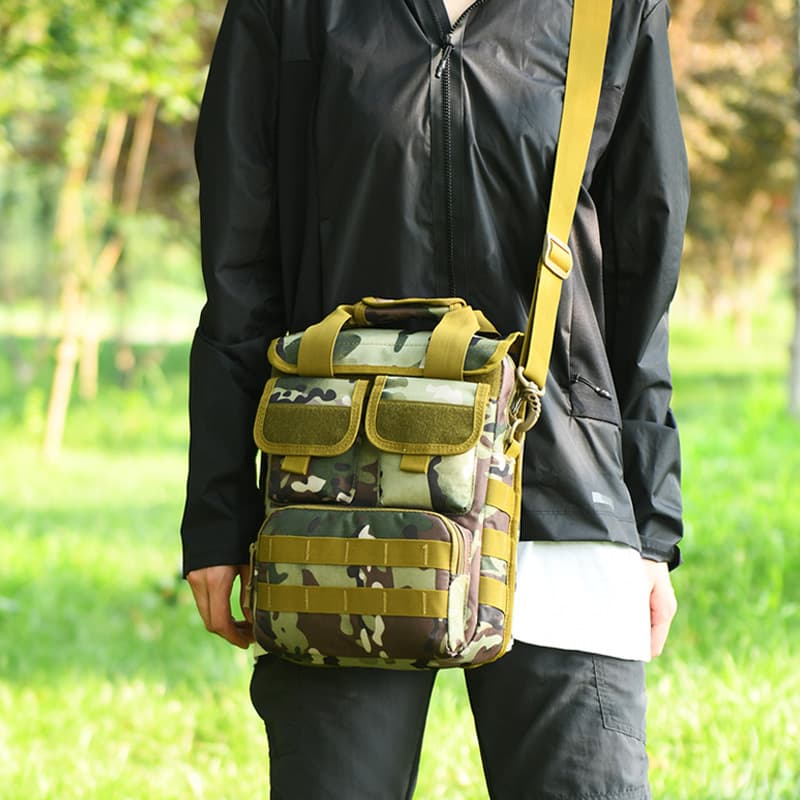Outdoor Single Shoulder Bag thumbnail 10