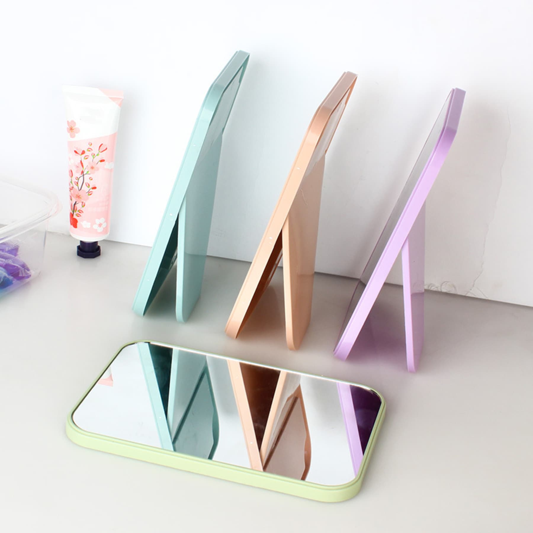 Foldable Square Tabletop Makeup Mirror thumbnail 8