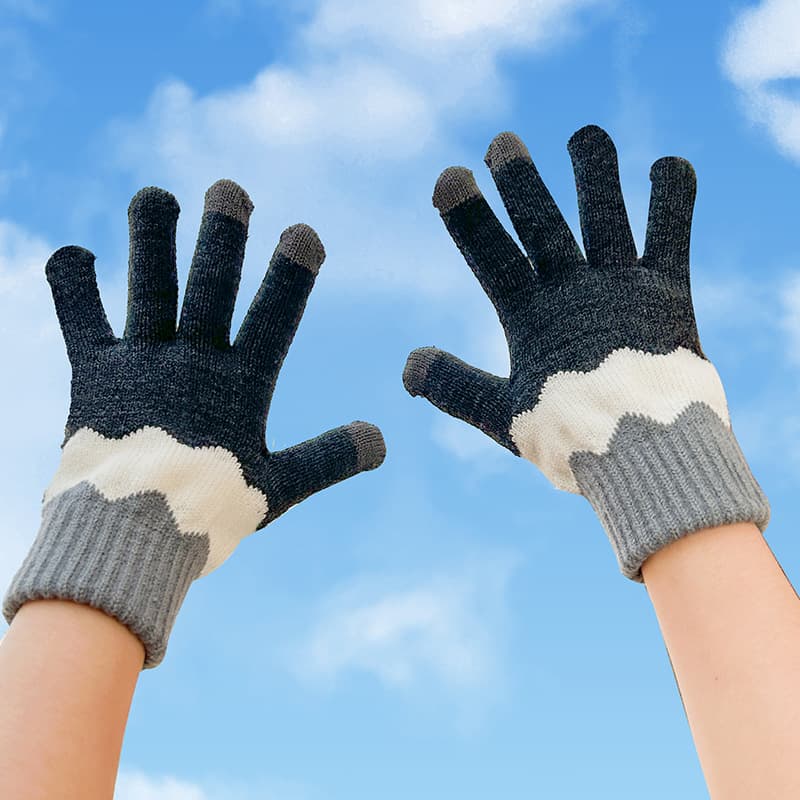 Winter Warm Knitted Touchscreen Gloves thumbnail 6
