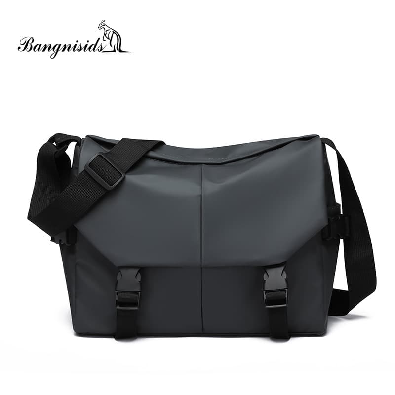 Large-capacity sports shoulder Messenger bag thumbnail 4