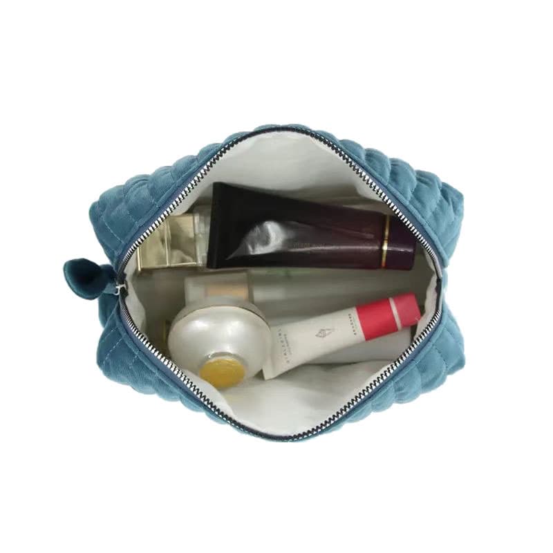 Women’s Cosmetic Bag thumbnail 5