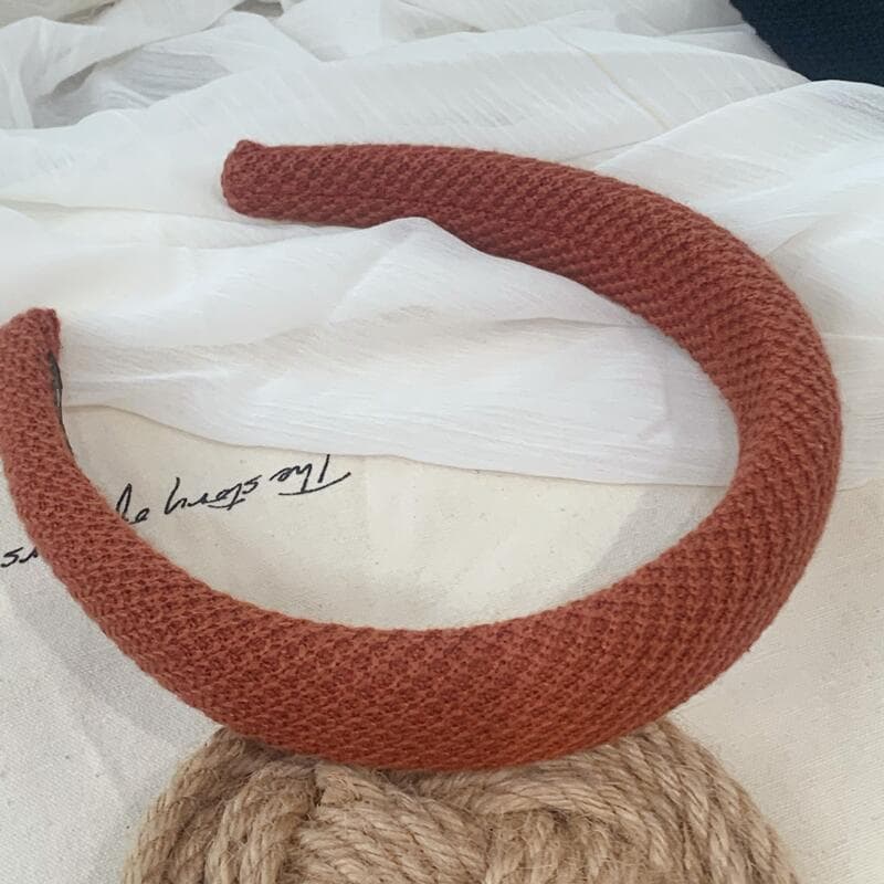 Simple and Beautiful headbands for Women thumbnail 4