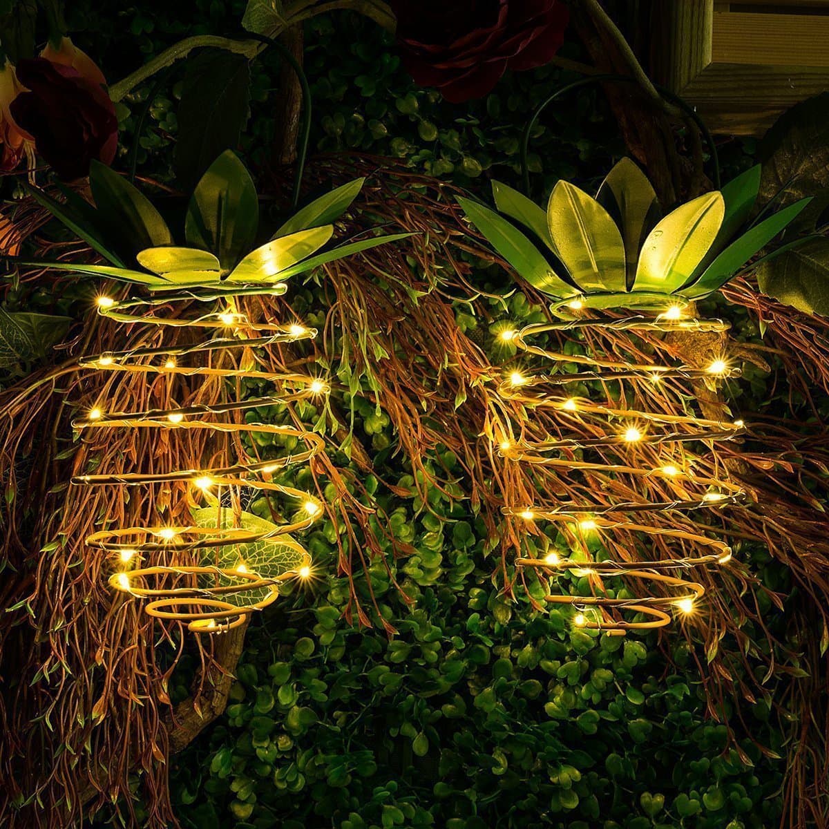 Pineapple Shaped Iron Solar Lantern thumbnail 2
