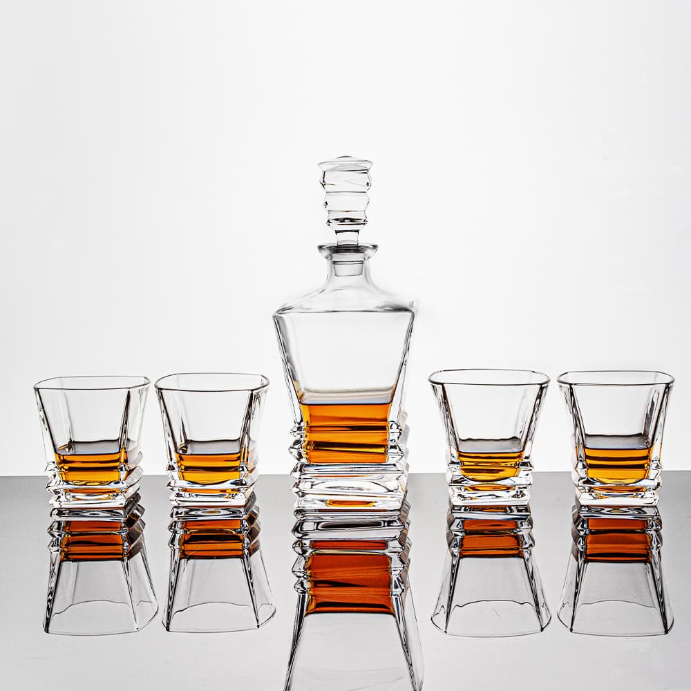 Crystal Glass Wine Cup Set thumbnail 2