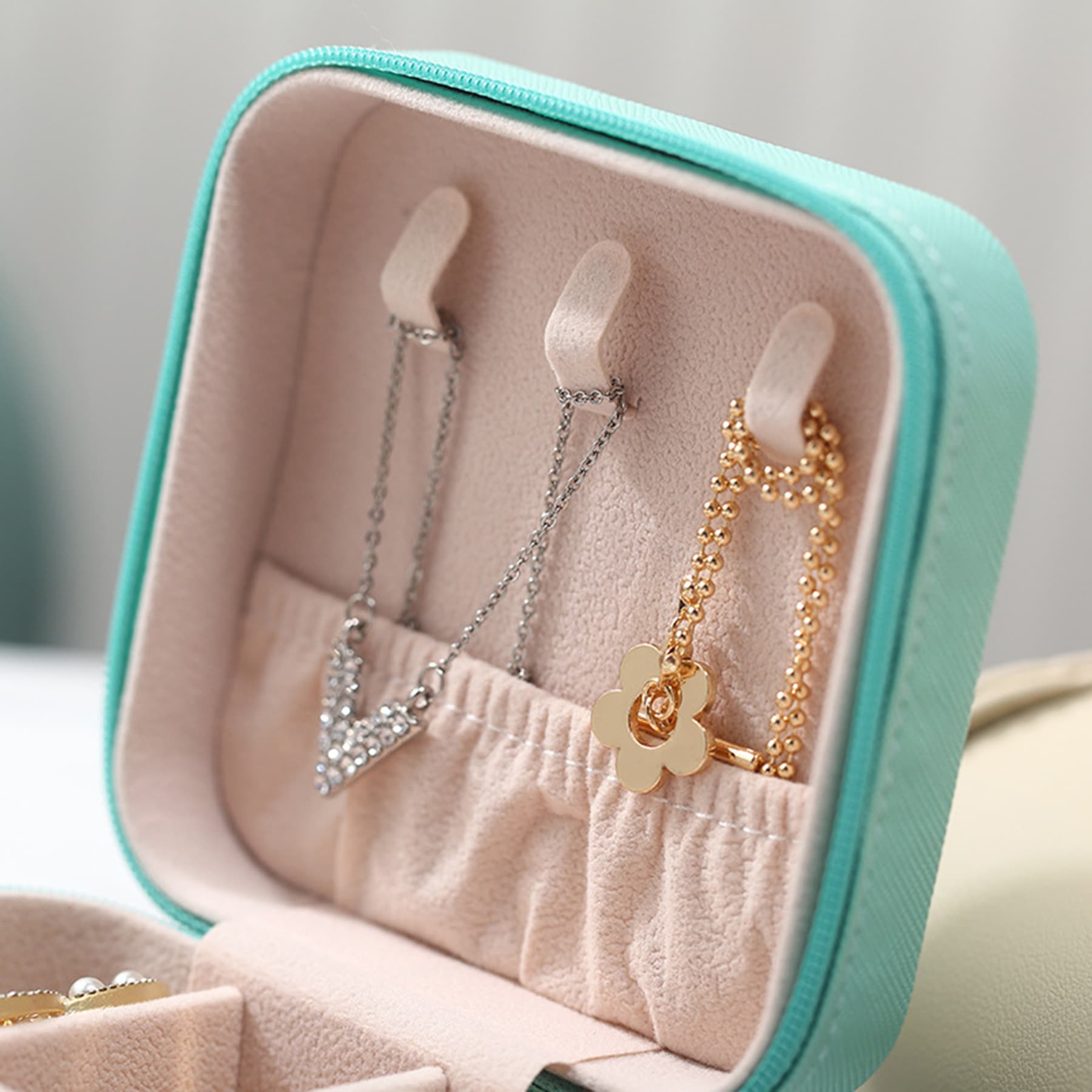 PU Leather Small Jewelry Box thumbnail 8