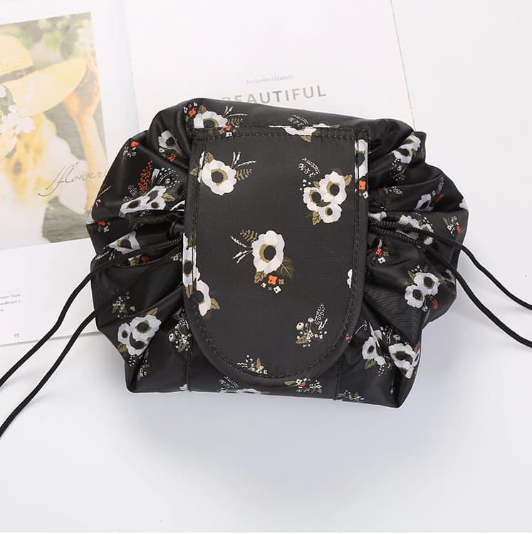 Large Capacity Oxford Drawstring Makeup Bag thumbnail 5