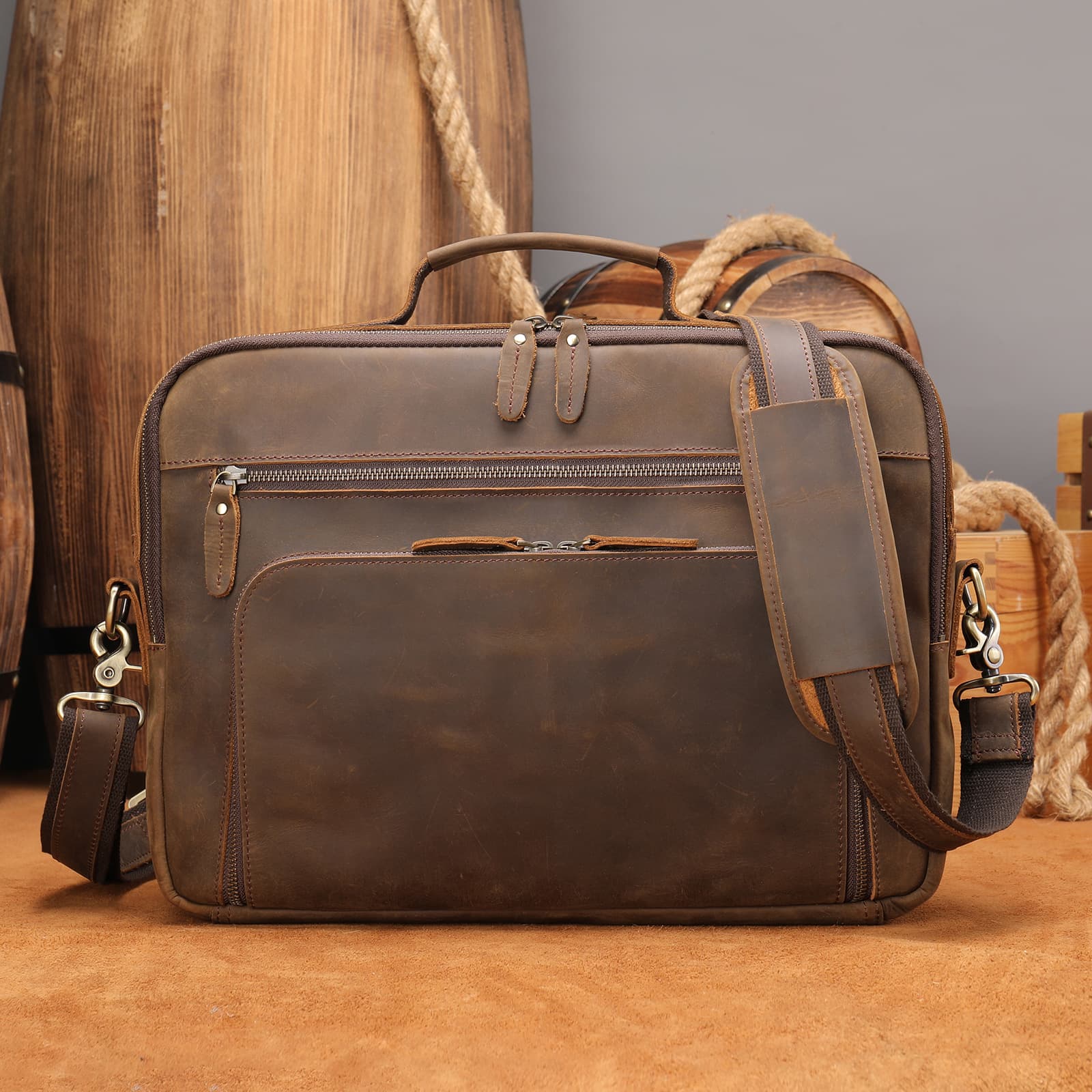 Genuine Leather lightweight Laptop Messenger Sleeves/Cases thumbnail 8
