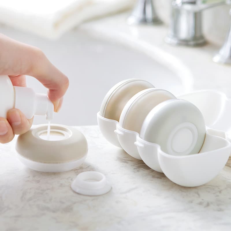 Travel Squeeze Toiletry Bottles thumbnail 7