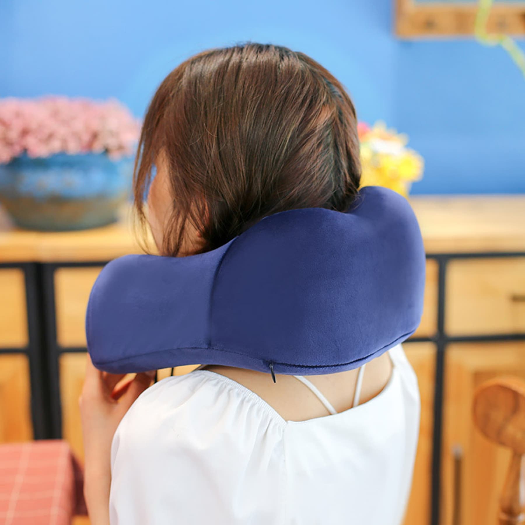 Memory Foam Neck Pillow thumbnail 5