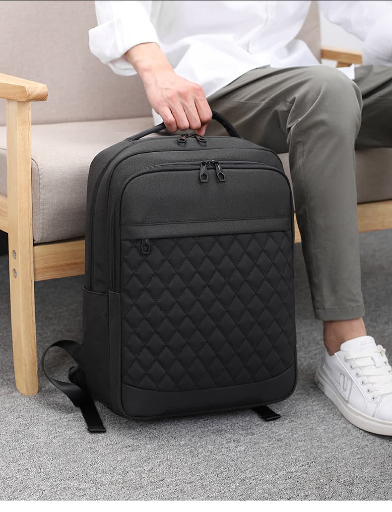 14Inch Waterproof Men Quilted Backpack