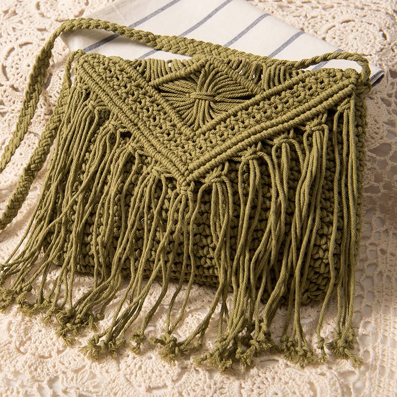 Jute Straw cotton tassel shoulder cross-body bag
