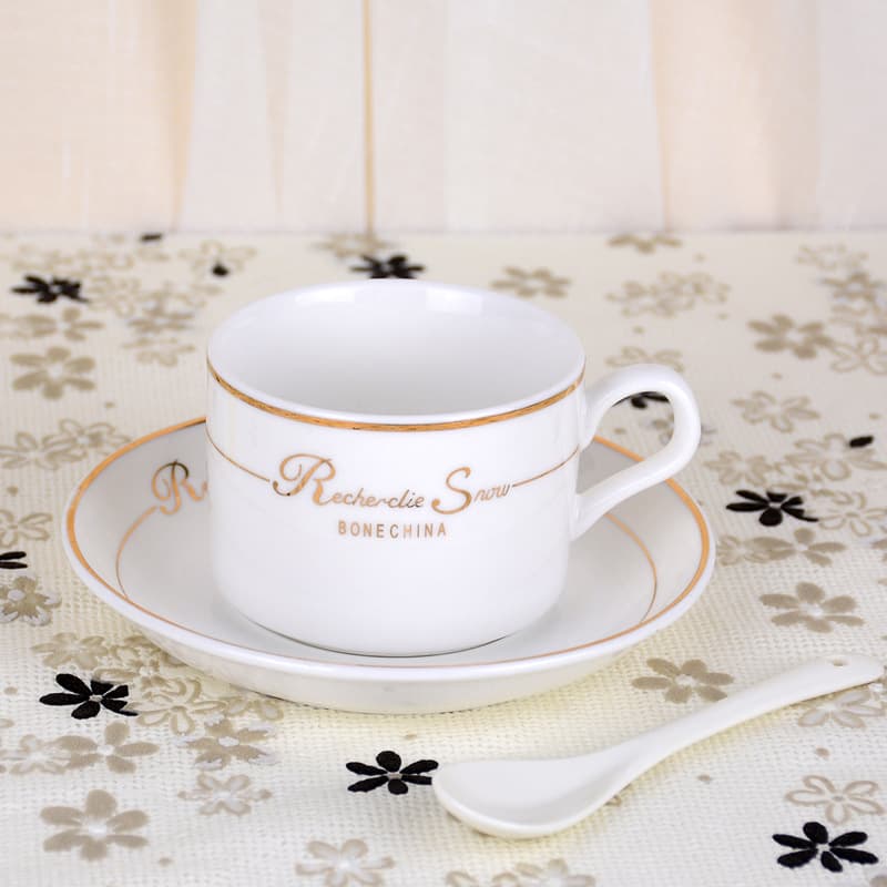 Tea Cups and Saucers Set