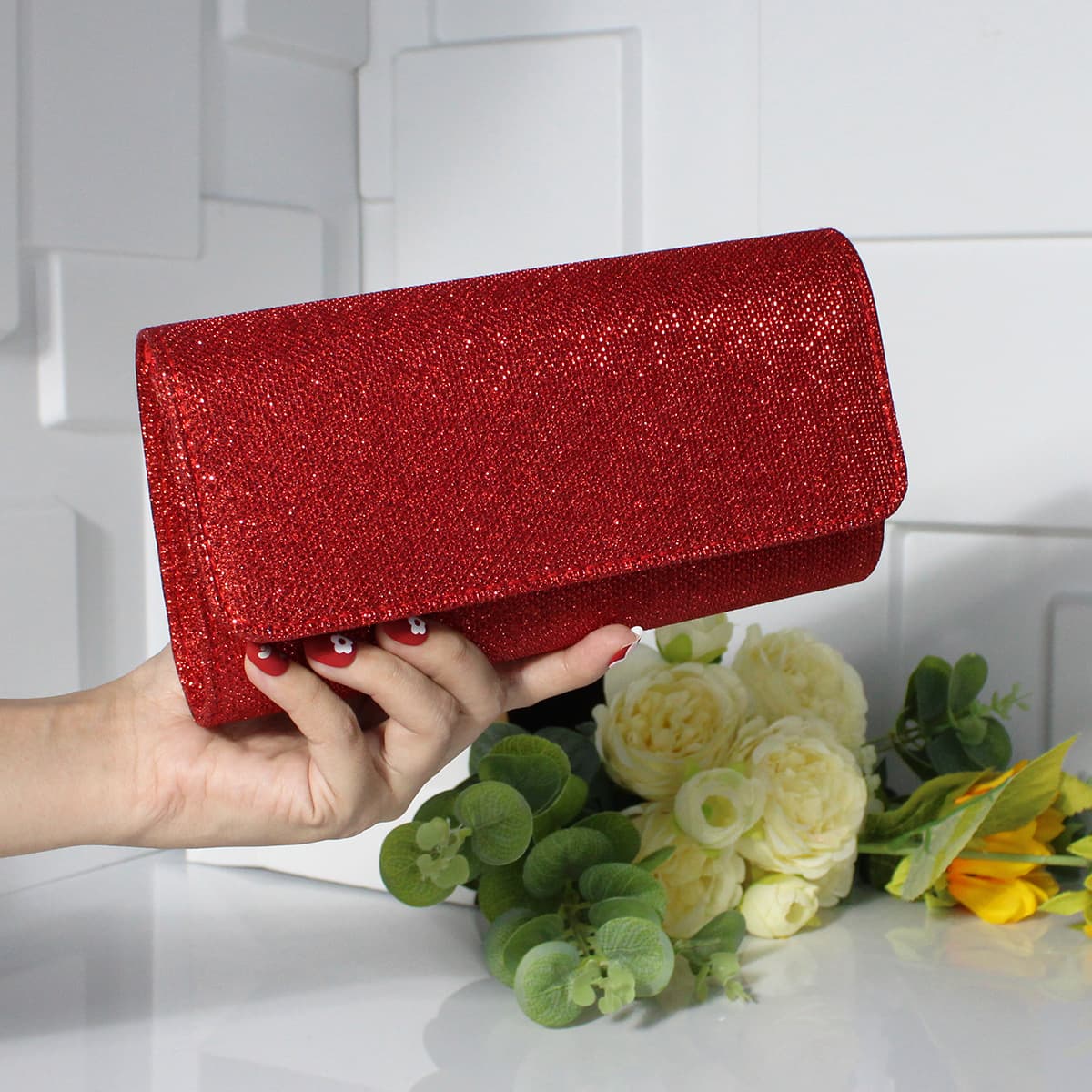 Elegant Mesh Glossy Dinner Handbag with Flash Design