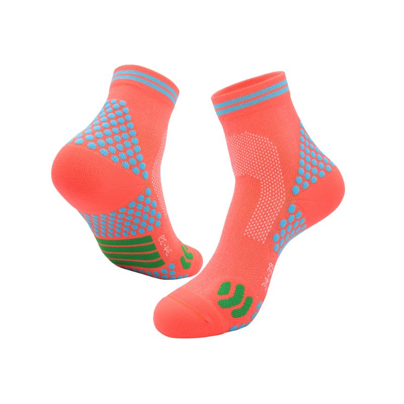 Athletic ankle socks