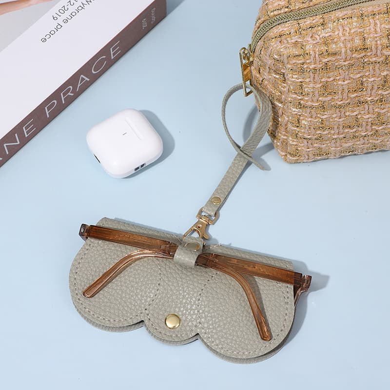 Soft Fake Leather Sunglasses Bag